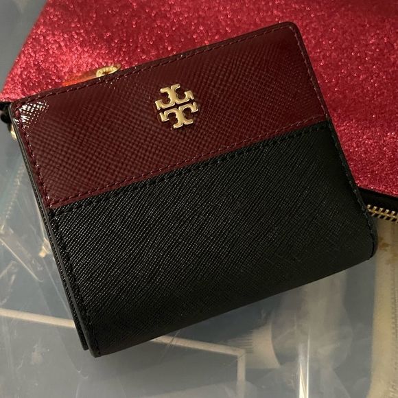 Tory Burch | Bags | New Tory Burch Wallet | Poshmark